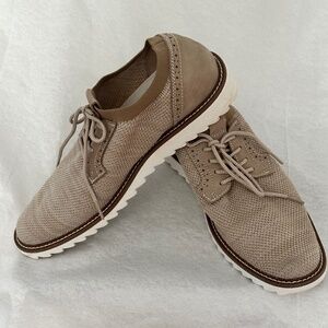Men's Size 10 Docker's Tan Light Weight Dress Shoes